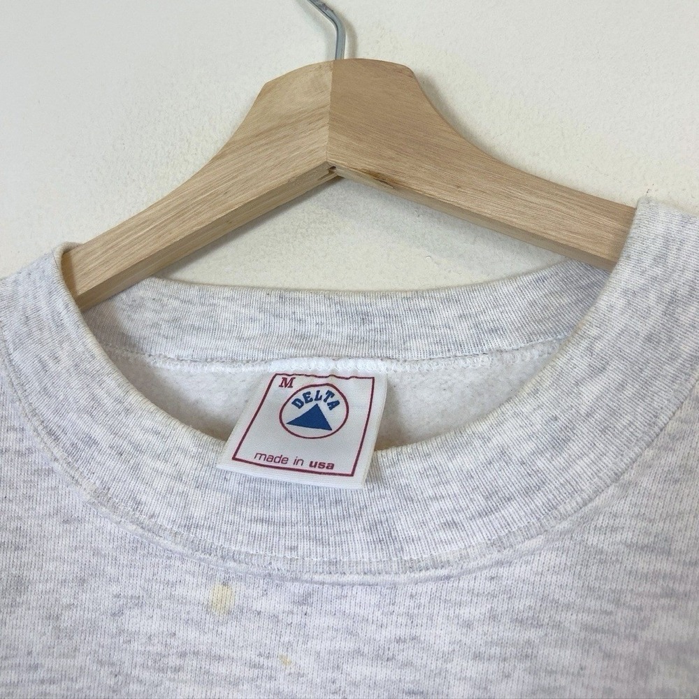 Vintage 90's Newman's Tavern Bar Beer Shield Crest England Sweatshirt - Medium - Picture 5 of 5